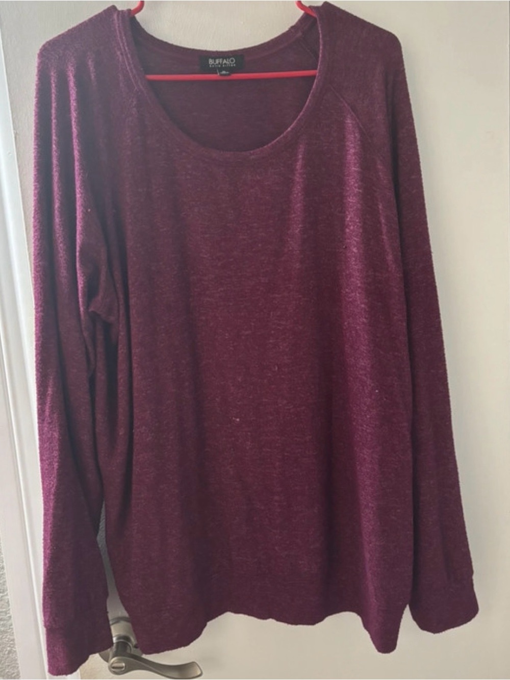 Buffalo David Bitton Women's Maroon Long-Sleeve Scoop Neck Top